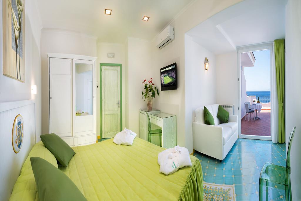 La Madonnina Hotel 4*